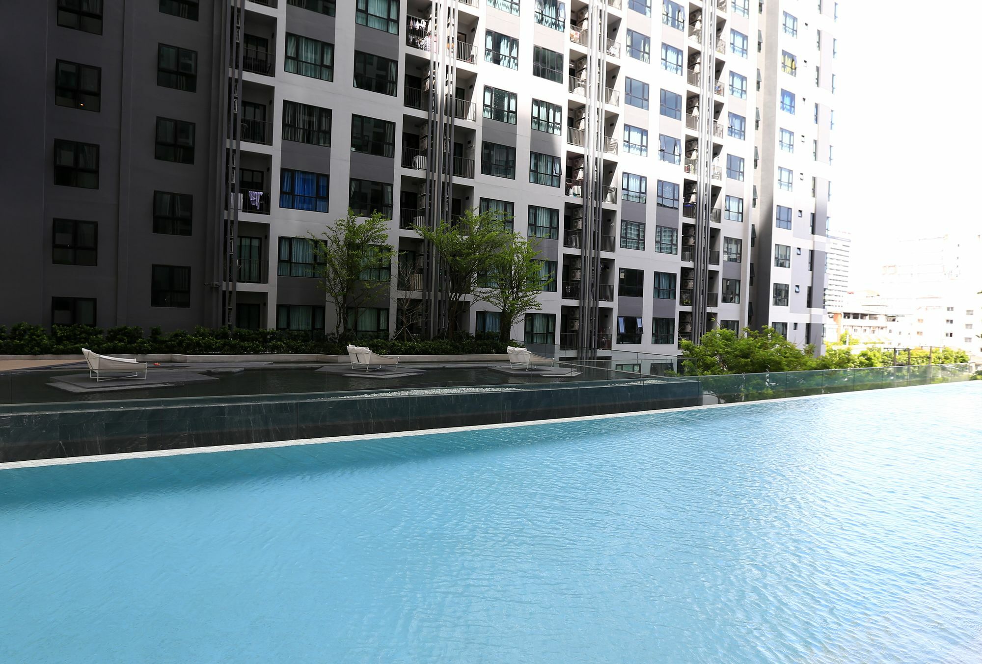 The Base Apartment Патая Екстериор снимка