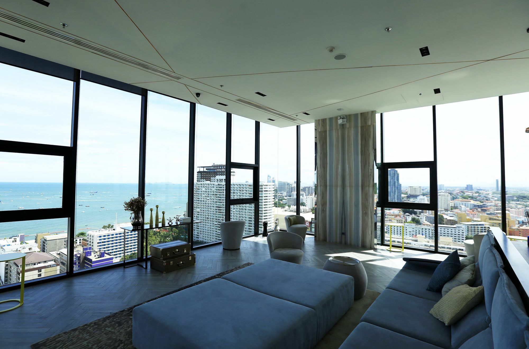 The Base Apartment Патая Екстериор снимка