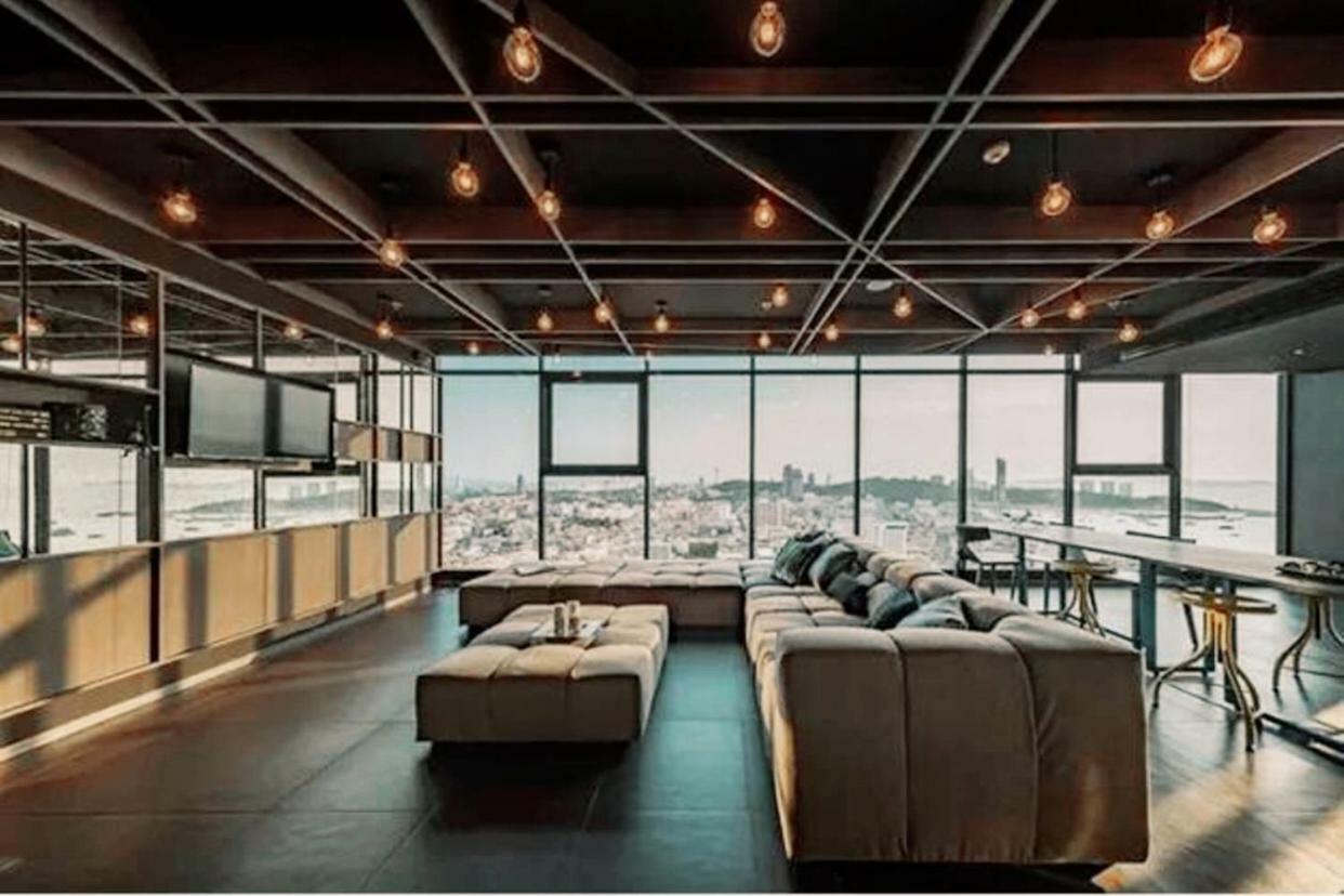 The Base Apartment Патая Екстериор снимка